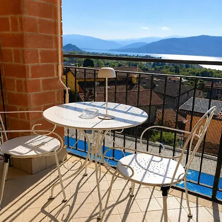 Сasa de vacaciones Stunning Pool With View