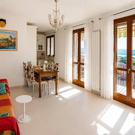 Сasa de vacaciones Stunning Pool With View *