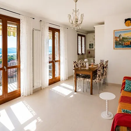 Stunning Pool With View * Brezzo